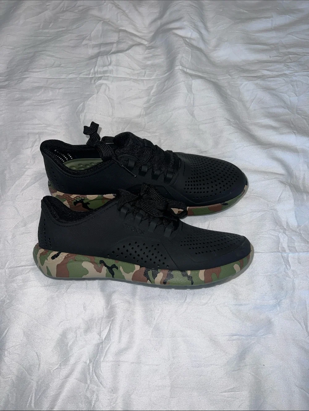 CROCS Black Sneakers with Camouflage Sole